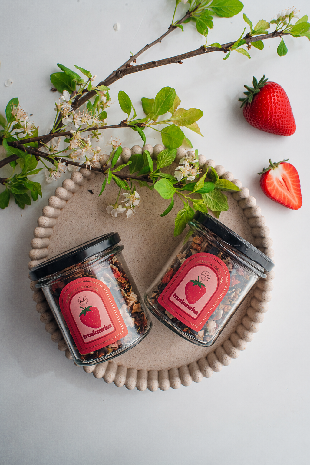 TRUSKAWKOWE MARZENIE 80g (herbatka- susz owocowy) TUTII FRUTTI - obrazek 2